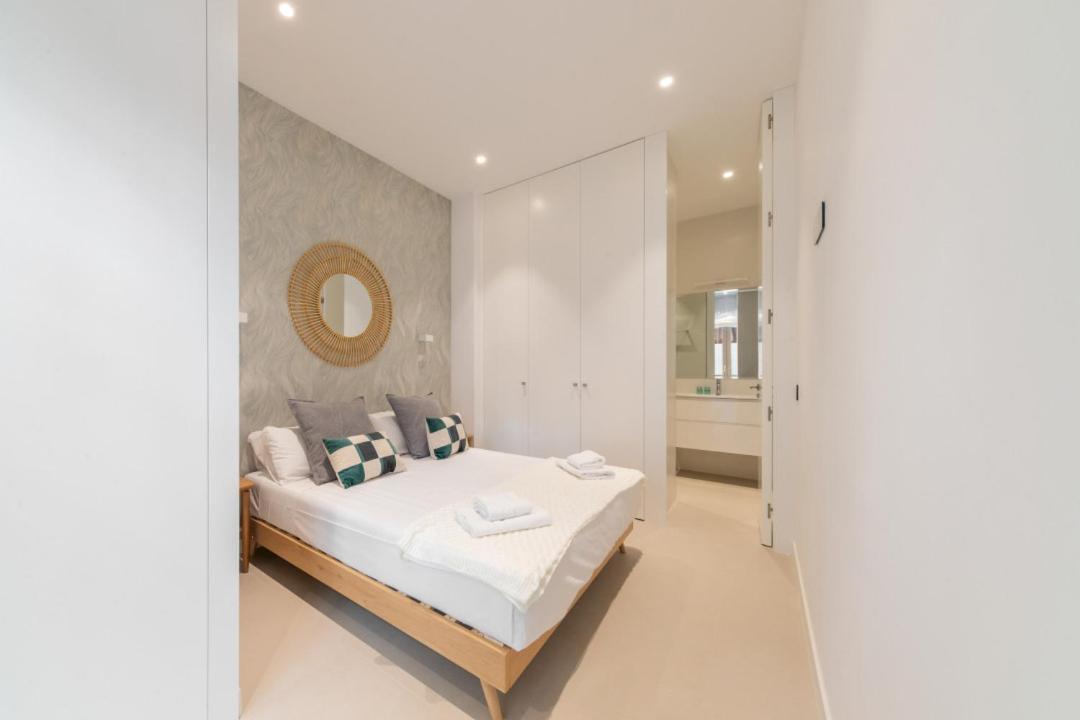 2 Bedrooms 2 Bathrooms Furnished - Delicias - Modern- Mintystay Madrid Eksteriør billede